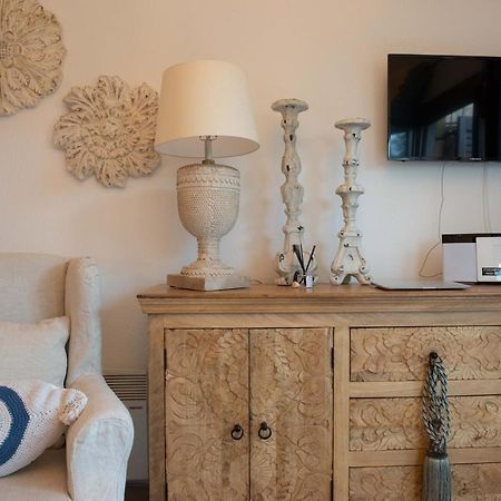 Dandy Villas Nea Roda - Melodic Waves - Private - Pool - Parking - Cellar מראה חיצוני תמונה