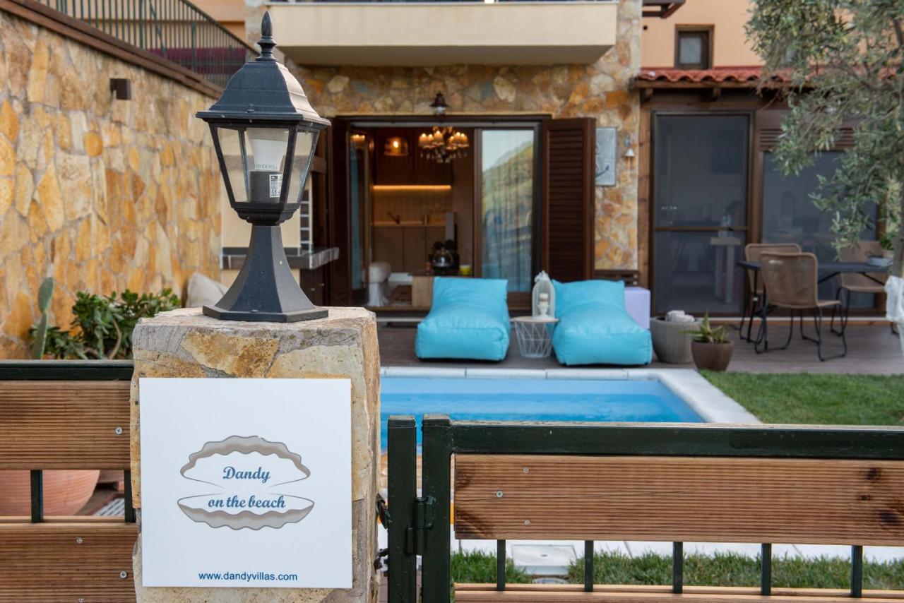 Dandy Villas Nea Roda - Melodic Waves - Private - Pool - Parking - Cellar מראה חיצוני תמונה
