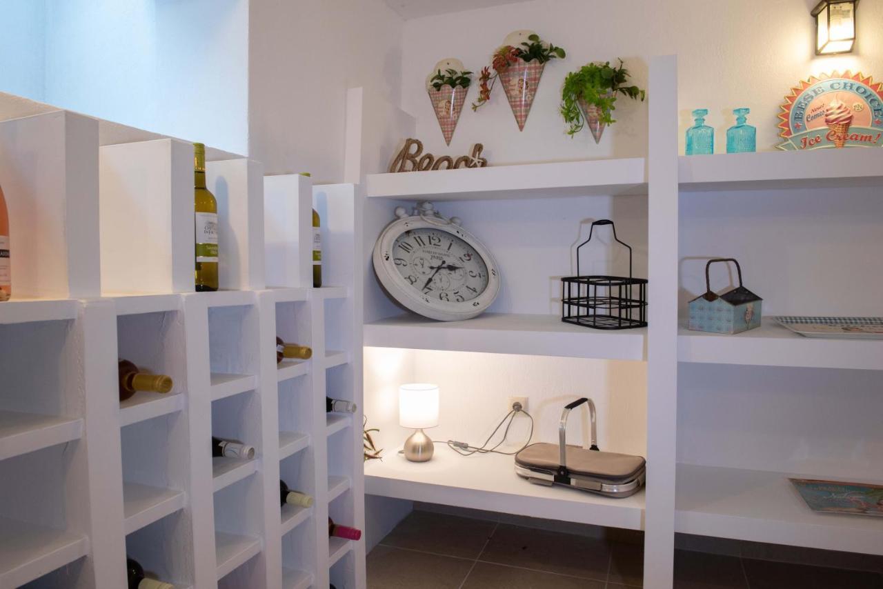 Dandy Villas Nea Roda - Melodic Waves - Private - Pool - Parking - Cellar מראה חיצוני תמונה