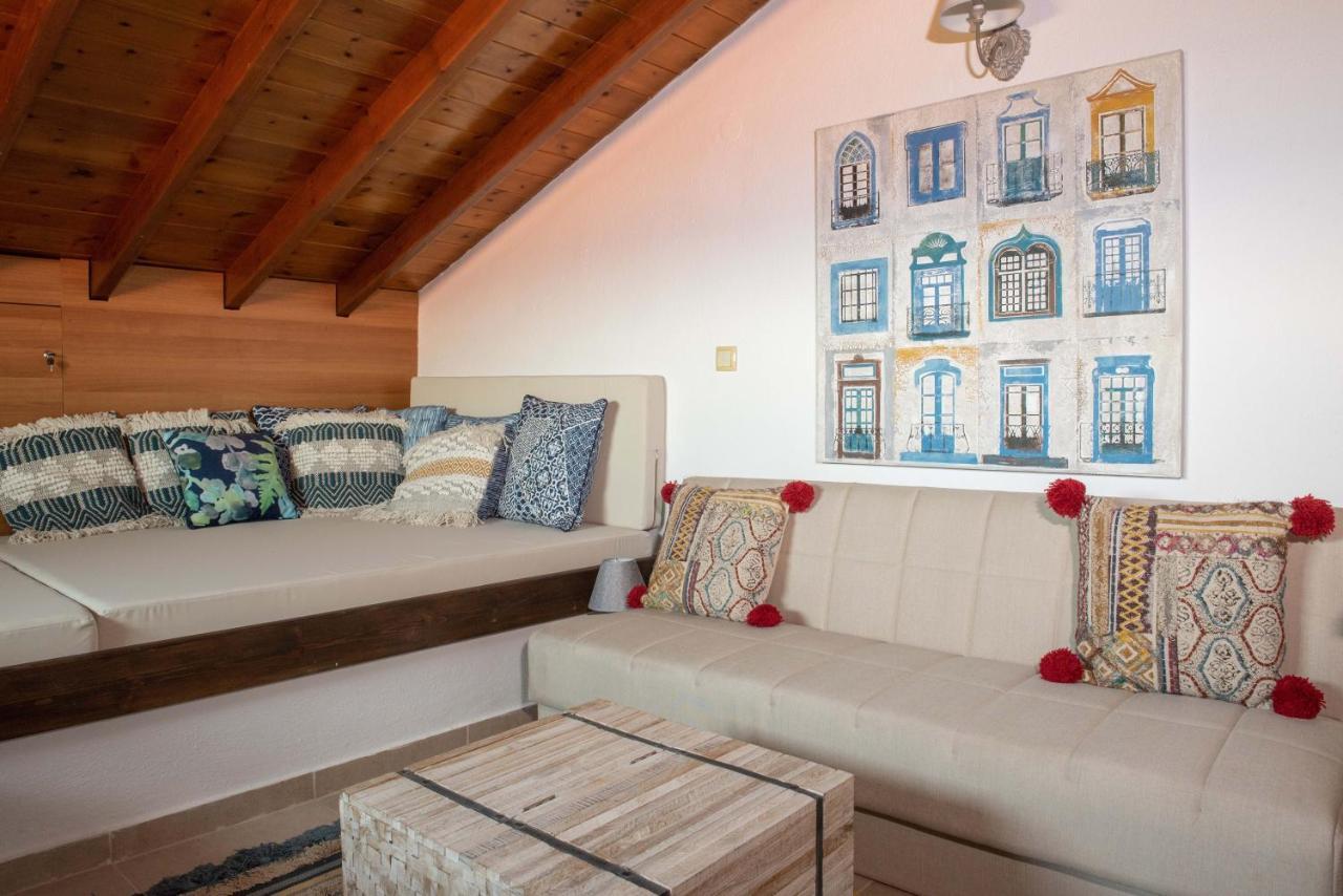 Dandy Villas Nea Roda - Melodic Waves - Private - Pool - Parking - Cellar מראה חיצוני תמונה